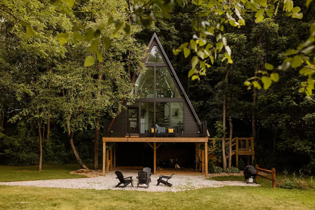 The Pinnacle A-Frame Tiny House in Hawking Hills, Ohio