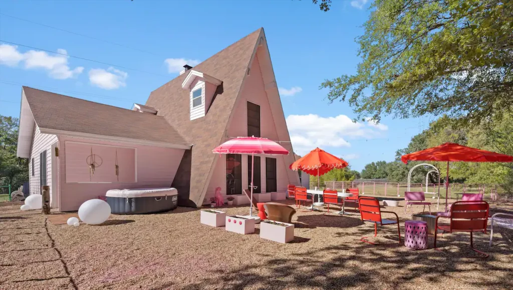 Pink Paradise: A-Frame Cabin Featured On HGTV, Perfect For Girls Trips!